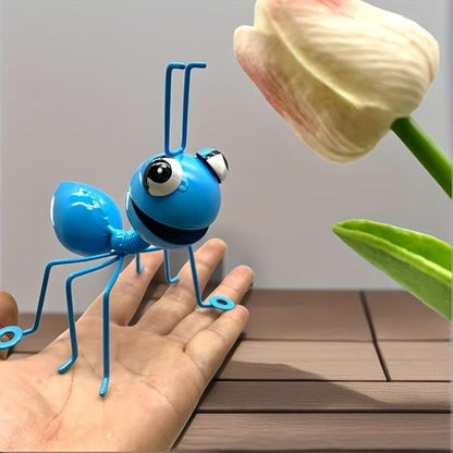 Decorative Iron Art Big Eyed ant Garden Decoration, Colorful Outdoor Lawn, Garden, Courtyard Sculpture Ornaments, 4-Piece Set, can be Wall Hung (Blue, Orange, Red, Green)