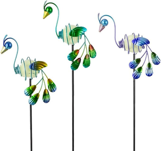 Stargarden Decorative Garden Stakes, 3 Pack Glow in Dark Metal Garden Stakes, Luminous Peacock Yard Art Decor Waterproof Lawn Ornament Gifts for Mom, Women