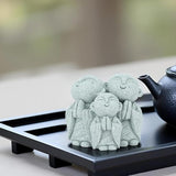 Mini Monk Buddha Statue Green Sandstone Statues Zen Monk Praying Statue Sculptures for Wealth Good Luck Feng Shui Decor Home Fish Tank Aquarium Garden (Style 1)