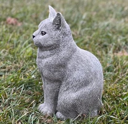 Grey cat Statue Stone cat Figurine Tabby cat Sculpture Outdoor Lawn Ornament Backyard Decor Concrete Cat Memorial Decoration