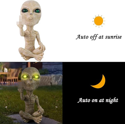 Solar Light Alien Statues Sculpture，Funny UFO Extraterrestrial Figurine for Home Garden Yard Art Outdoor Decoration.