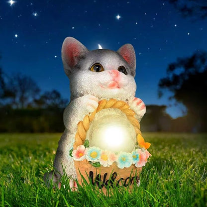 Solar Garden Welcome Statue with LED Light, Outdoor Decorative Animal Figurines, 8-10 Hour Working Time, Floral Basket Design, Lawn Yard Decor (Cat)