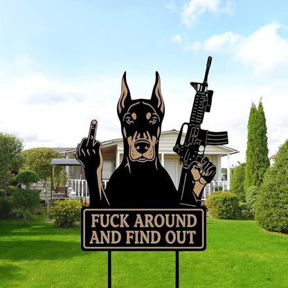 F Around & Find Out Dog Sentry Metal Dogs Silhouette Garden Stake with Middle Finger &Weapon Sign, FAFO Security Sign Middle Finger Dog Statue Decor for Outdoor Yard Patio (Doberman, 6 * 12")