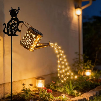 Solar-Powered Cat Watering Can Projection Lights with Metal Cat Statue Silhouette Pillar Garden Feature Light, for Christmas, Mother's Day, Birthday Gifts, Garden, Lawn, Courtyard Decorations.