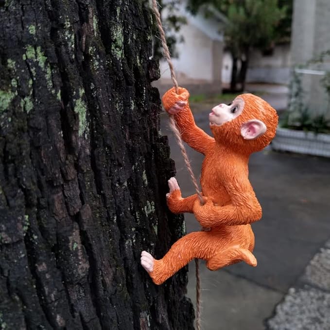 Climbing Monkey Tree Hugger Garden Monkey Statue Resin Animal Sculpture Yard Decor for Outside, Funny Tree Climber Figurine Outdoor Patio Lawn Ornaments