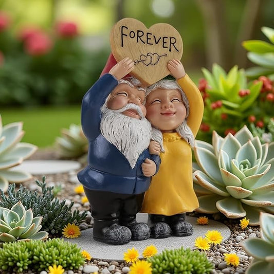 Kiss Garden Gnome Statue Couple in Love Collectible Figurine Mr and Mrs Gnome Sculpture Romantic Gnome Lover Couple Statues Indoor Outdoor Yard Home Décor Mom Dad Friends Gifts (D)