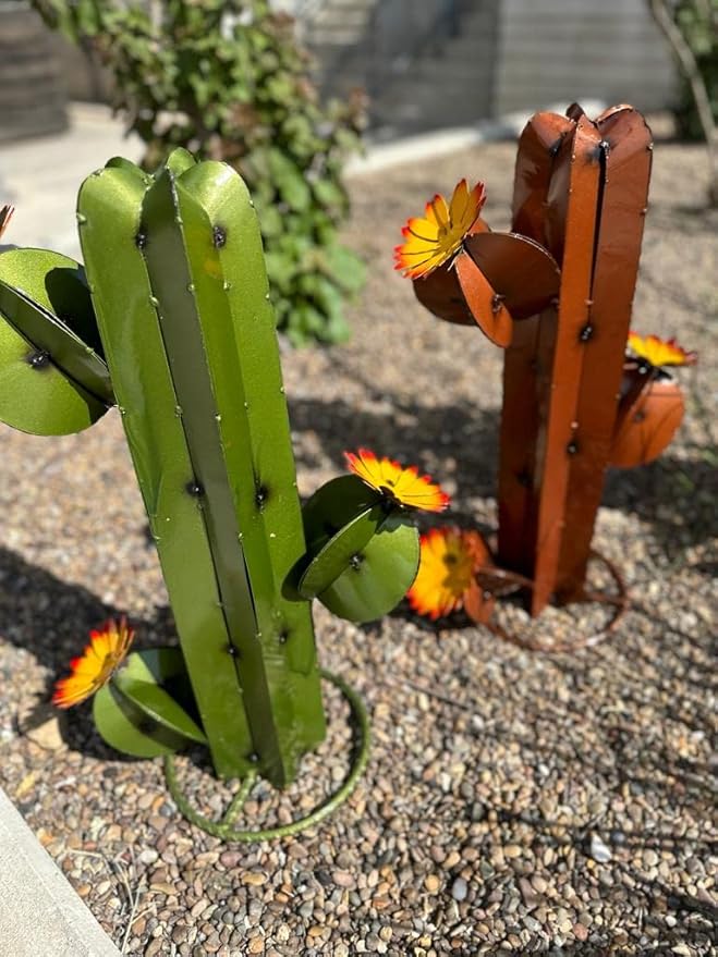 Metal Saguaro Cactus - Garden Art (Copper)