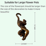 Vintage Bronze Animal Embracing Flower Statue - Garden Resin Climbing Animal Statue, Fairy Tale Garden Terrace, Outdoor Fence and Courtyard Decoration (Monkey)