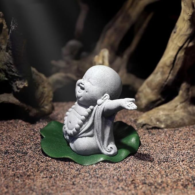 Mini Monk Buddha Statue Sandstone Statues Zen Monk Praying Statue Sculptures for Wealth Good Luck Feng Shui Decor Home Fish Tank Aquarium Garden (Style 4)