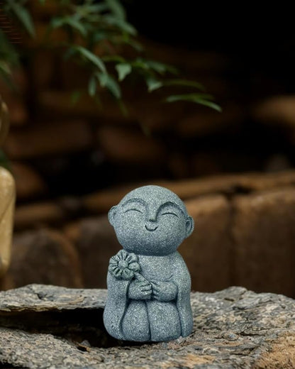 Mini Monk Buddha Statue Sandstone Statues Zen Monk Praying Statue Sculptures for Wealth Good Luck Feng Shui Decor Home Fish Tank Aquarium Garden (Style 5)