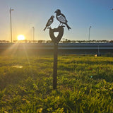 American Style Rural Garden Ornaments, Iron Art with Two Sparrows Accompanying Each Other, Flower and Ground Planting, Retro Courtyard Gardening Landscape Decoration (Black)