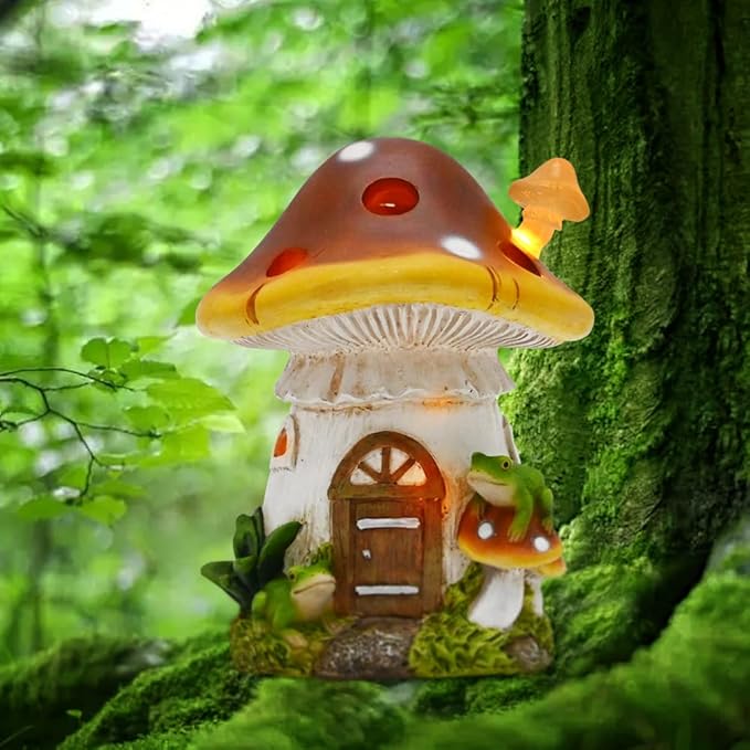 Mushroom Solar Lights Outdoor Decor：Fairy Garden House Outside Decorations Yard Art Resin Led Cute Statue Lawn Ornament Frog Figurines Gift for Housewarming Gardener Birthday