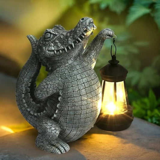 Alligator Solar Garden Decor Outdoor Statue, Crocodile Solar Garden Statues Yard Decorations with Lamp for Outdoor Decor, Unique Yard Art Lawn Sculpture Ornament for Front Porch Patio