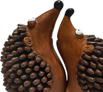 Garden Statues 1Pair Couple Hedgehog Statues Cute Resin Animals Figurines Sculptures Garden for Yard Landscape Plant Pots Craft Wedding Yard Ornaments Decor