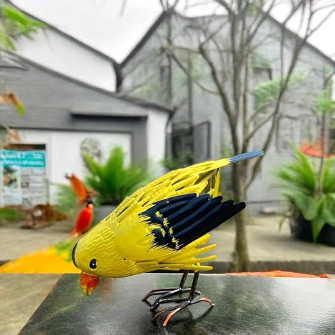 Creative Wrought Iron Yellow and Black Bird Ornaments Suitable for Decoration in Gardens, Homes, Parks, Courtyards, Outdoor Forests, Etc