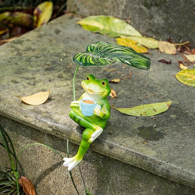 Adorable Animal Garden Statue with Umbrella - Charming Outdoor Decor for Yard, Patio, or Garden (Frog Drink Coffee)