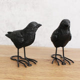Set of 2 Garden Crow Statues Outdoor Decor for Tree, Resin Bird Figurines Tree Hugger Sculpture Fake Black Raven Decoy Halloween Decoration for Patio Yard, Deck, Fence Ornaments