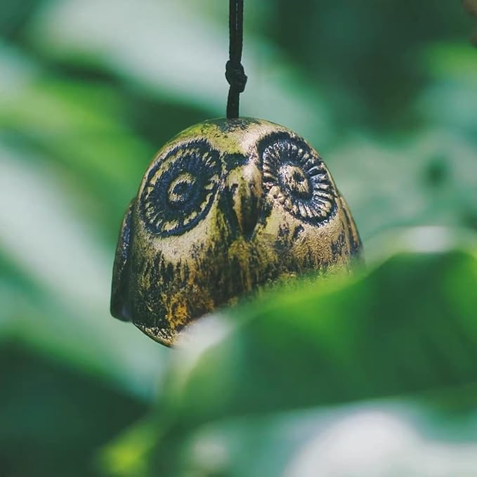 Owl Japanese Traditional Lucky Small Wind Chimes for Outside, Retro owl Iwachu Cast Iron Bless Temple Wind Bell Memorial and Sympathy Wind Chimes Indoor Garden Bell, Patio, Balcony