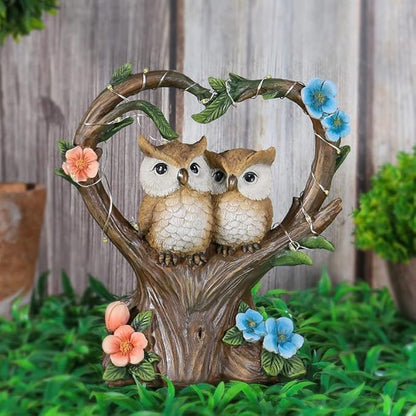 Owl Statue with Solar Lights Outdoor Decor, Resin Owls Figurines for Garden Patio Lawn Decorations, Christmas Birthday Gifts for Women Friends (7.6Inches)