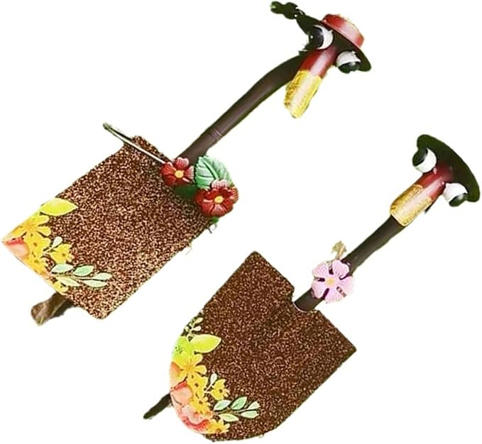 Metal Shovels with Outdoor Garden Art Statues Ornament for Home Farmhouse Sculpture Decor Housewarming Present Housewarming Gift Farmhouse Couple Figurines Iron Shovel Ornaments Cute