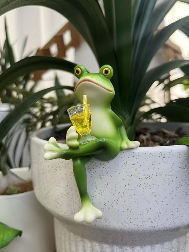 Cute Hanging Frog Garden Ornament – Relaxing Frogs Sculpture Outdoor Statue for Indoor Plant Pots or Garden Decoration,Outdoor Yard or Patio Decor.