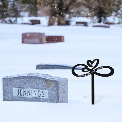 Memorial Grave Stake, Forever in Our Hearts Grave Marker, Heart Grave Decorations for Cemetery, Metal Cemetery Decorations for Grave, Yard, Garden, Remembrance Grave Plaque for Mom Dad Friends