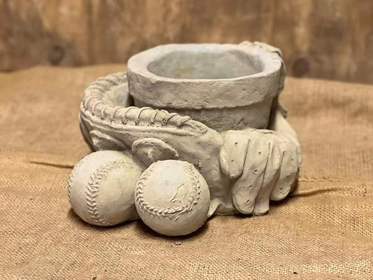 Concrete Baseball Glove Planter Statue Detailed Baseball Glove and Balls Figure Creative Flowers Planter Figurine