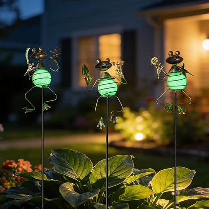 3 Pack Decorative Garden Stakes,Frog Waterproof Metal Spring Decor,Outdoor Decorations Yard Art Garden Stakes for Patio Yard Porch Decor