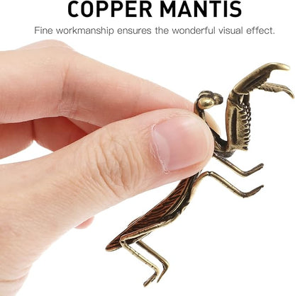 Metal Mantis Brass Praying Mantis Mini Fairy Garden Animal Figurines Lawn Patio Tree Ornaments Sculpture Micro Landscape Ornaments for Backyard Desk