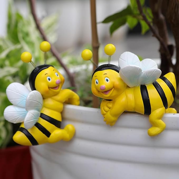 Set of 2 Bee Figure Plant Pot Hanger, Turtle Flower Pot Hugger, Resin Bees Statue, Funny Pot Huggers for Planters, Cute Climbing Animal Flower Pot Hugger, Garden Fence Balcony Patio Yard (BEE)