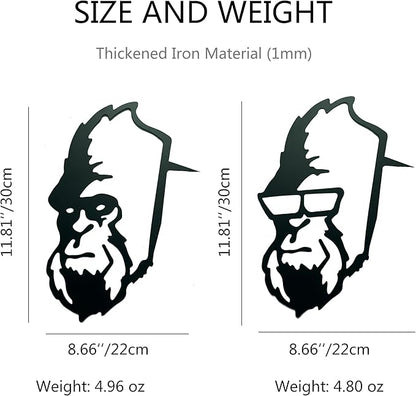 Peeping Bigfoot Metal Yard Art, Garden Branch Peeking Yeti Decor, Outdoor Metal Bigfoot Tree Hugger Decorations, Sasquatch Face for Outdoor Decorations, Set of 2