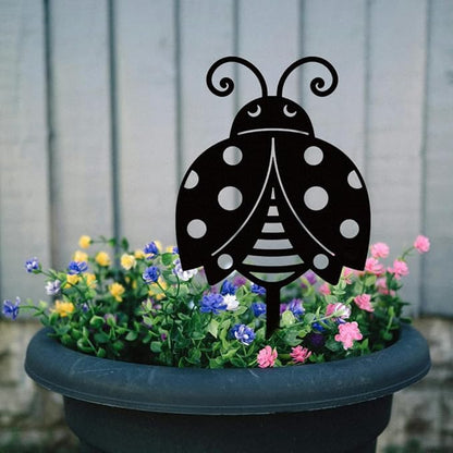 WADORN Cute Ladybug Metal Decorative Garden Stakes, Black Ladybug Outdoor Statues Silhouette Funny Ladybugs Lover Gifts Stakes Ornaments for All Season Home Yard Art Garden Patio Backyard Lawn Decors