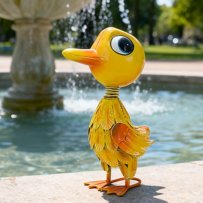 Metal Garden Statue Decor for Outside,Yellow Duck Garden Sculptures Lawn Ornaments Garden Yard Art for Backyard Patio Decoration