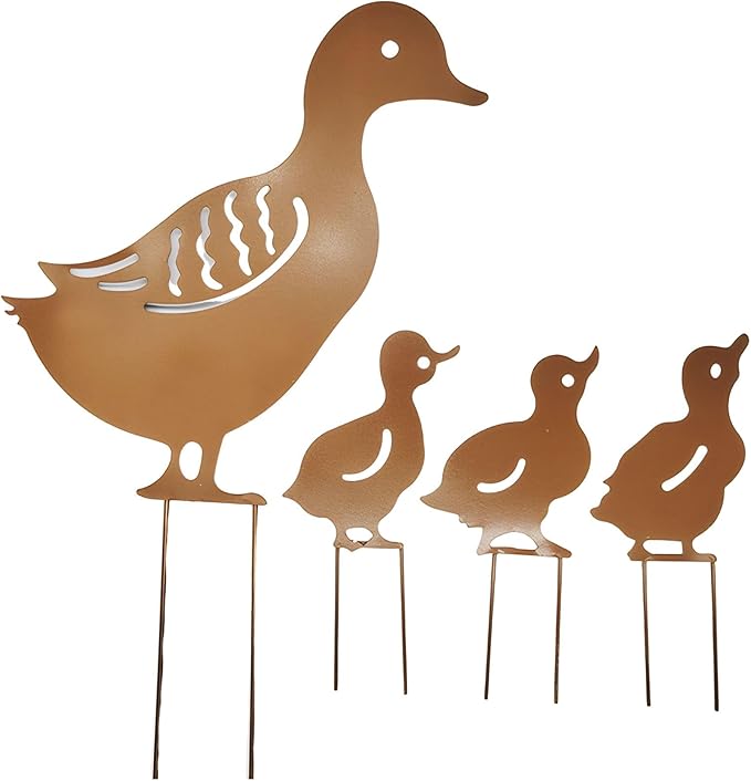 Iron Garden Ornament Wrought Metal Family Decor for Outdoor Lawn and Backyard Landscaping