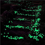 1100Pcs Glow Stones Pebbles Glow in The Dark Garden Pebbles for Walkways and Decor (Green)
