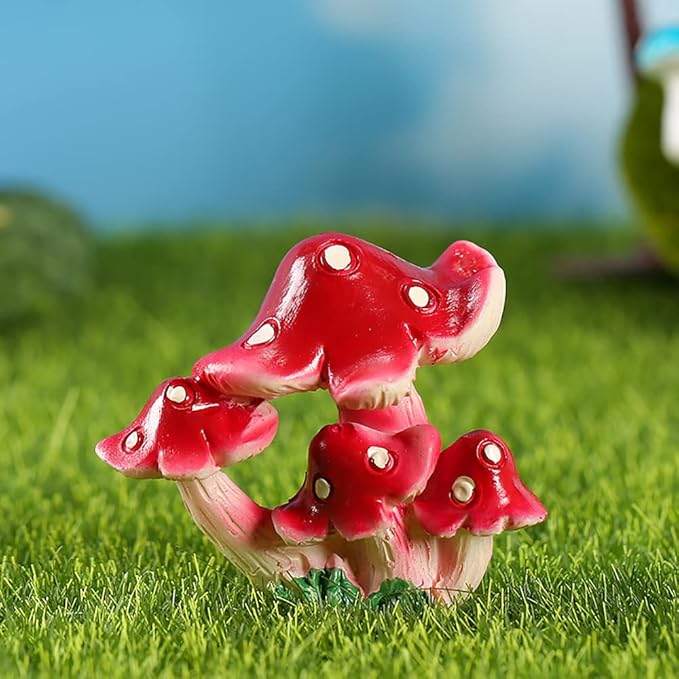 DIYOMR 5pcs Mushrooms Figurines, Creative Resin Mushroom Series Fairy Garden Accessories Craft Indoor Outdoor Decor