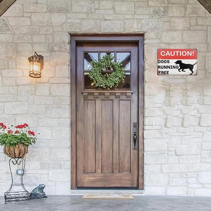 ERLOOD Caution Dogs Running Free Metal Tin Sign Funny Outdoor Road Yard Outside Sign Vintage Decor 12 X 8