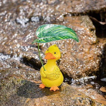 Adorable Animal Garden Statue with Umbrella - Charming Outdoor Decor for Yard, Patio, or Garden (The Yellow Duck Holding an Umbrella)
