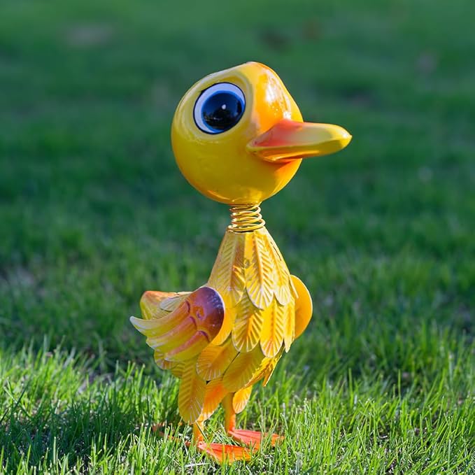 Metal Garden Statue Decor for Outside,Yellow Duck Garden Sculptures Lawn Ornaments Garden Yard Art for Backyard Patio Decoration