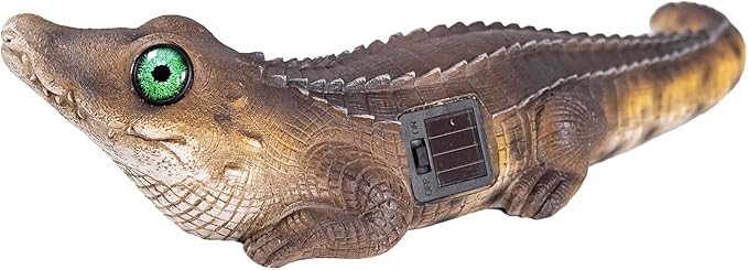 Resin Solar-Powered Crocodile Statue with Glowing Eyes, 15.35 x 5.71 x 3.35 Inches, Outdoor Garden Decor, Animal Theme,Creative Garden Gift