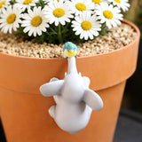 Cute Climbing Elephant with Bird Flower Pot Hugger Figurines Resin Hanging Elephant Statue Planter Pot Decorations for Home Garden Fence Balcony Patio Lawn Yard Ornaments