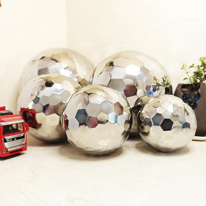304 Stainless Steel Gazing Ball Sculptures Diamond Ball Decoration Mirror Hollow Decor Ball Reflective Garden Sphere Hollow Metal Ball Ornament Statues Gazing Globe for Home Garden (8 inch)