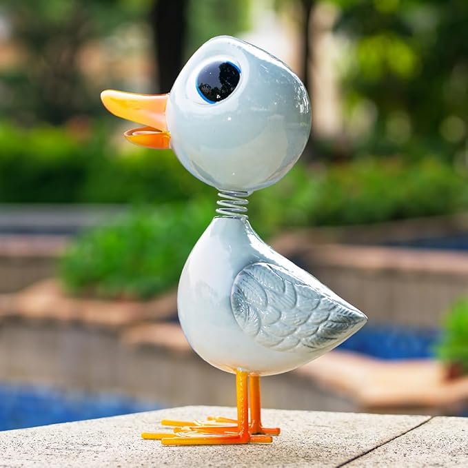 Metal Garden Statue Decor,White Duck Garden Sculptures for Outdoor,Garden Yard Art Lawn Ornaments for Backyard Patio Decoration