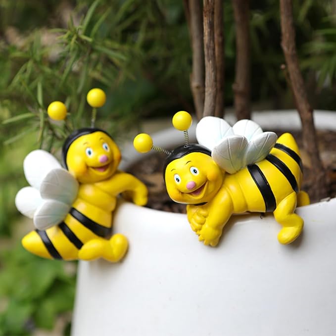 Set of 2 Cute Climbing Bees Flower Pot Hugger Figurines Resin Hanging Bee Statues Planter Pot Decorations for Home Garden Fence Balcony Patio Lawn Yard Ornaments
