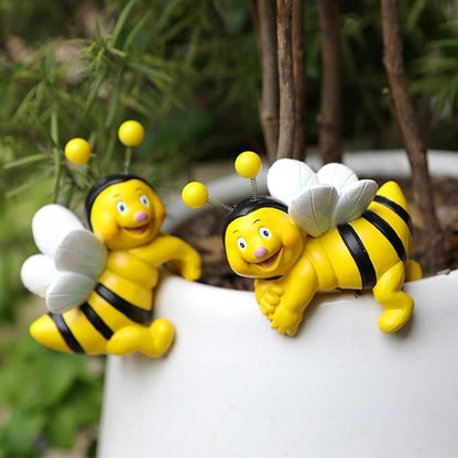 Set of 2 Cute Climbing Bees Flower Pot Hugger Figurines Resin Hanging Bee Statues Planter Pot Decorations for Home Garden Fence Balcony Patio Lawn Yard Ornaments