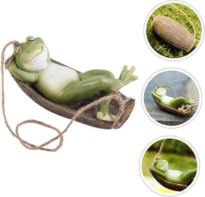 Lovely Hanging Frogs Ornament Resin Courtyard Frogs Figure with Swing Weather-Resistant Garden Statues Decor for Outdoor Patio Home Office Gift for Friends and Family