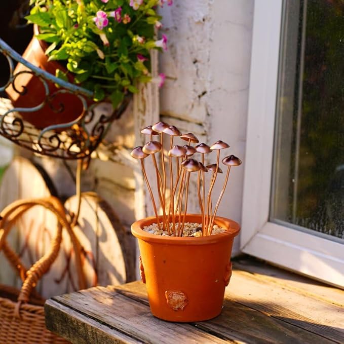 Metal Mushroom Garden Statue Decor,Iron Mushroom Statue Stake,Outdoor Statue Metal Mushroom Garden Stakes,Flower Pot Decoration,for Patio, Lawn, Yard Mushroom Stakes Plant Decorations (1)