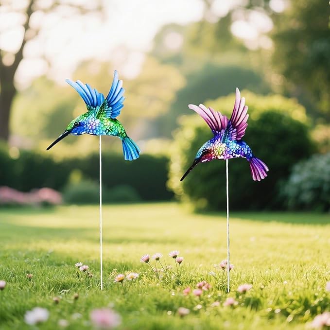 A Set of Adorable Wrought-Iron Garden planters is Suitable for Various Places Such as patios, courtyards, corridors, etc. (Hummingbird)