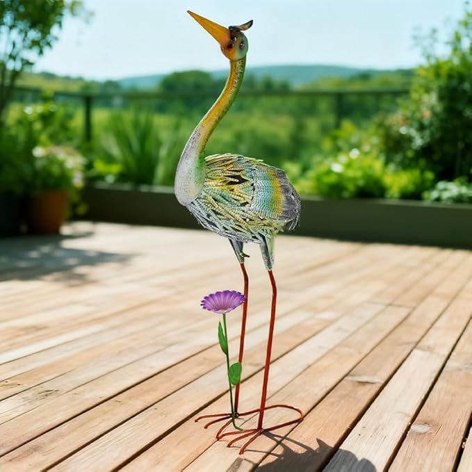 VEWOGARDEN Garden Statues for Outside, 32" Metal Crane Yard Statue Outdoor Animal Statues for Lawn, Patio, Pond, Colorful
