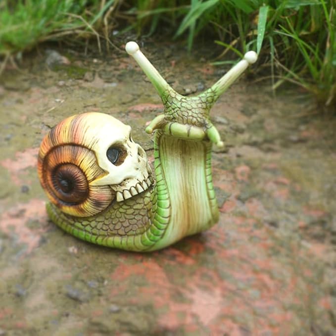 Garden Decor Statues Halloween Skull Snail Sculpture Gothic Home Decor Creative Resin Crafts Snail Ornaments,for Outdoor Landscape Decorations Home Creative Gifts,Green